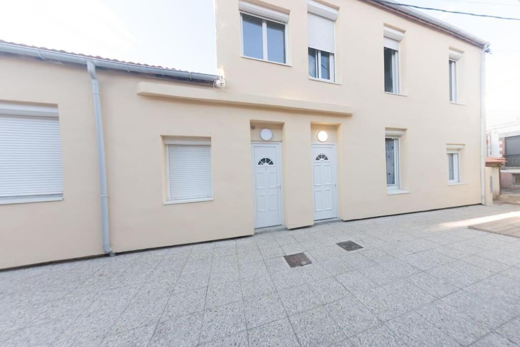 *Douceur Des Tropiques*Parisis Apartment Argenteuil Exterior photo